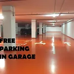 Nova Galerija Studio Vita I Apartman Sara -Parking In Garage